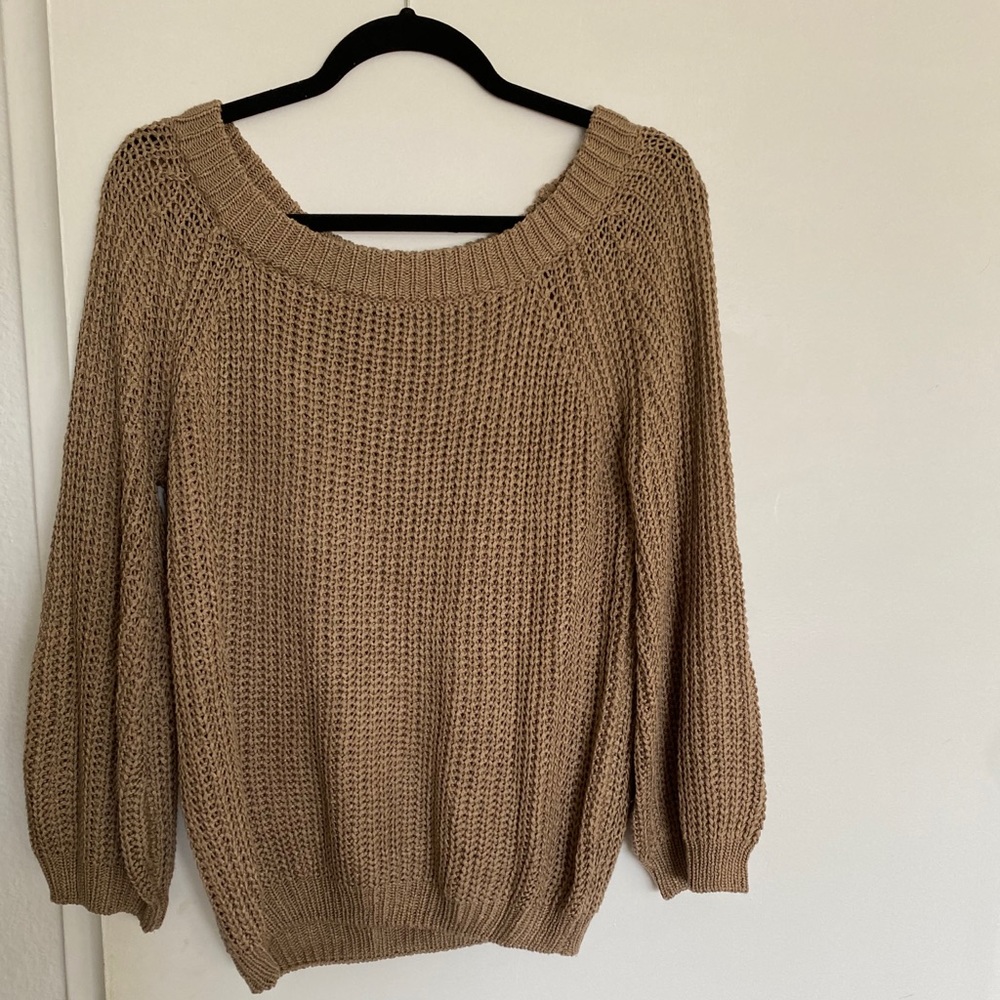 She and sky off the shoulder brown top, Size small